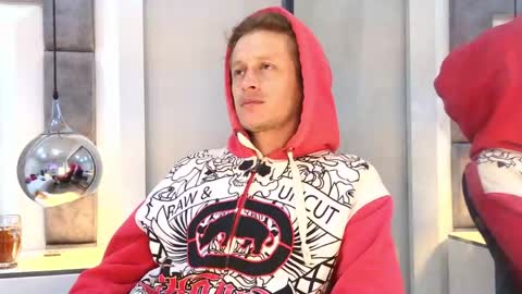 Snapshot of anthonystone_ chatting on June 2, 8:00 pm Anthonny online show from June 2, 8:00 pm