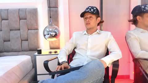 Snapshot of anthonystone_ chatting on June 3, 8:25 pm Anthonny online show from June 3, 8:25 pm