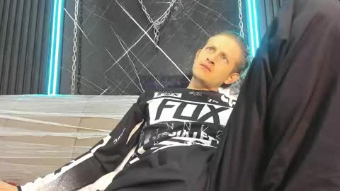 Snapshot of anthonystone_ chatting on June 8, 1:28 am Anthonny online show from June 8, 1:28 am