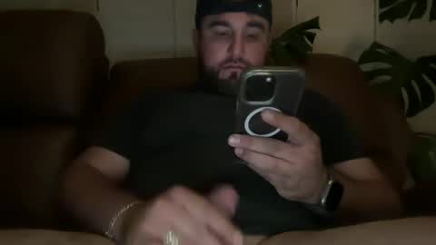 Snapshot of anthoss22 chatting on October 1, 4:07 am anthoss22 online show from October 1, 4:07 am