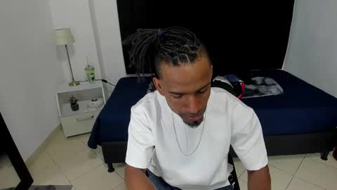       online show from December 14, 8:40 pm