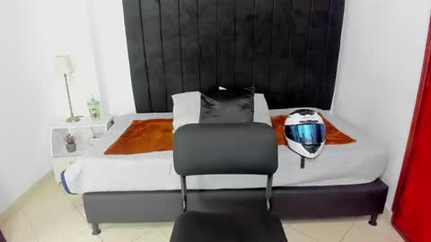       online show from January 14, 12:11 am