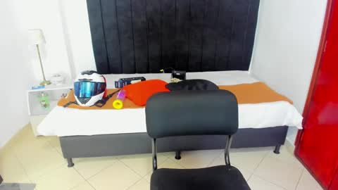       online show from January 30, 12:50 am