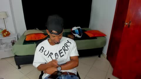       online show from March 8, 3:06 am