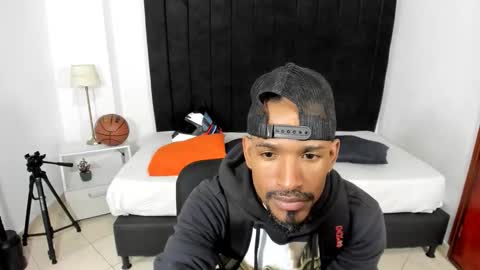       online show from October 1, 1:00 am