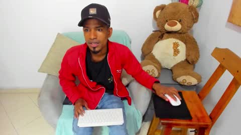       online show from March 6, 1:02 am