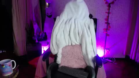 antia_x online show from October 27, 9:08 pm