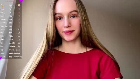 Snapshot of antionettepulgarin chatting on March 30, 3:02 pm Viktoria online show from March 30, 3:02 pm