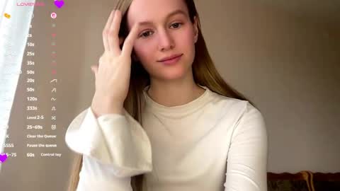 Snapshot of antionettepulgarin chatting on April 22, 3:13 pm Viktoria online show from April 22, 3:13 pm