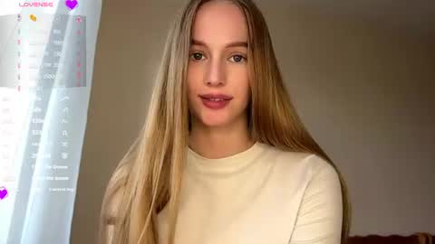 Snapshot of antionettepulgarin chatting on June 13, 3:21 pm Viktoria online show from June 13, 3:21 pm