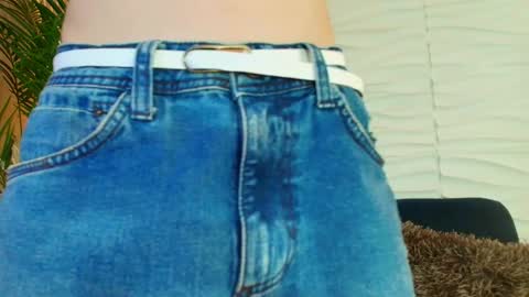 anton__monacu online show from December 3, 9:02 pm