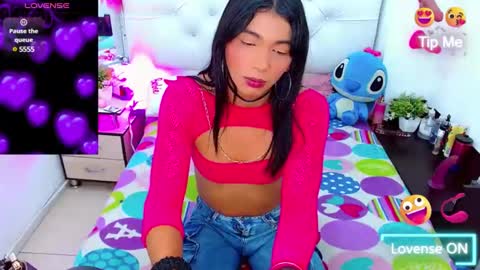 antonela_xx3 online show from February 7, 1:47 am