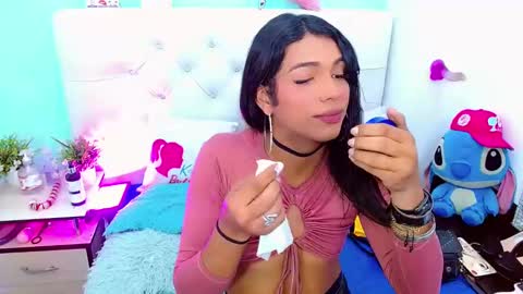 antonela_xx3 online show from March 11, 10:53 pm