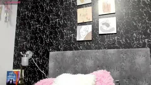 antonella_louise online show from December 2, 5:15 pm