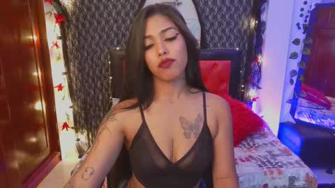 Snapshot of antonella_miller18 chatting on January 13, 11:06 pm Antonella online show from January 13, 11:06 pm