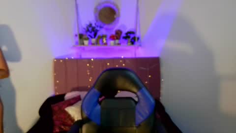Snapshot of antonella_miller18 chatting on January 18, 8:41 am Antonella online show from January 18, 8:41 am