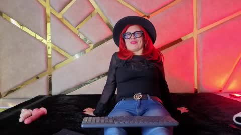 Snapshot of antonella_santorini chatting on June 4, 7:09 pm online show from June 4, 7:09 pm