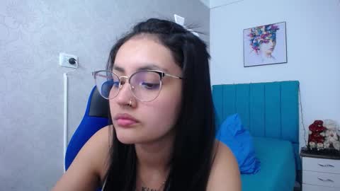 Antonella online show from December 17, 4:21 pm