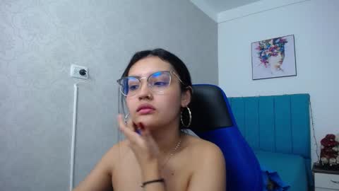 Antonella online show from December 18, 6:46 pm