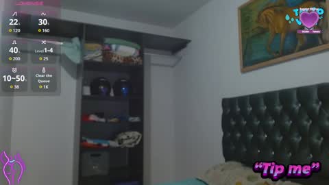 Snapshot of antonellaandnoah chatting on December 11, 12:23 am AntonellaAndNoah online show from December 11, 12:23 am