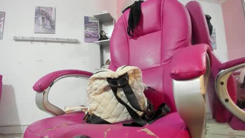 ANTONELLA online show from December 22, 11:18 am