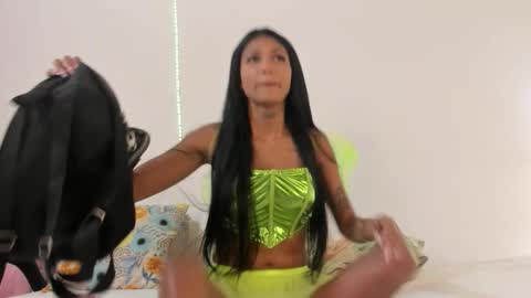 Snapshot of antonellasmith0 chatting on October 11, 12:58 pm ANTO online show from October 11, 12:58 pm