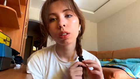 Snapshot of antonettabunyan chatting on March 31, 8:04 am Serena online show from March 31, 8:04 am