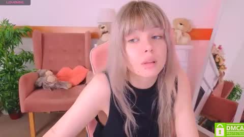 antonia_ferrero online show from November 23, 7:30 am