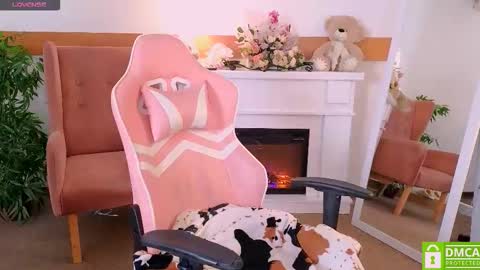 antonia_ferrero online show from December 15, 7:34 am