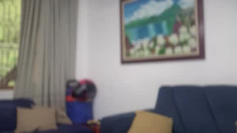 Snapshot of antoniabloom chatting on November 15, 9:43 pm Antonia online show from November 15, 9:43 pm