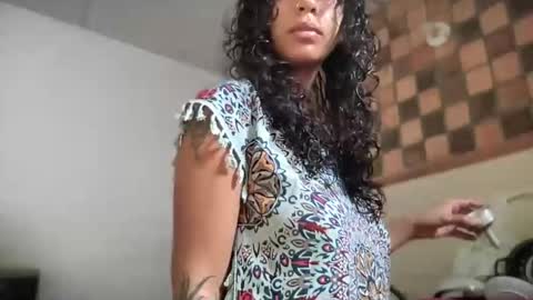 Snapshot of antoniabloom chatting on November 16, 4:23 pm Antonia online show from November 16, 4:23 pm