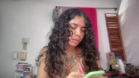 Antonia online show from June 18, 5:39 pm