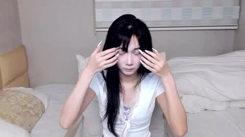 Snapshot of antoniaina chatting on April 12, 2:33 pm Aina online show from April 12, 2:33 pm