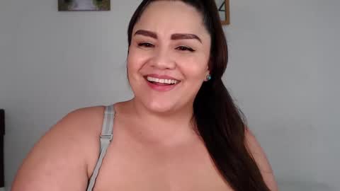 antonia online show from February 3, 8:35 pm