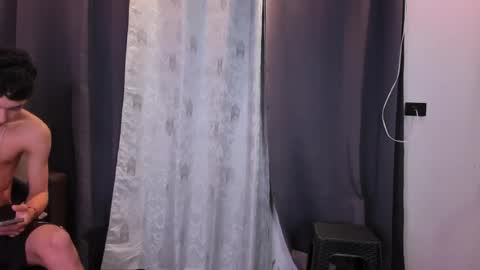 Snapshot of antoniomancinin chatting on May 23, 11:20 pm brendan and stiiven online show from May 23, 11:20 pm