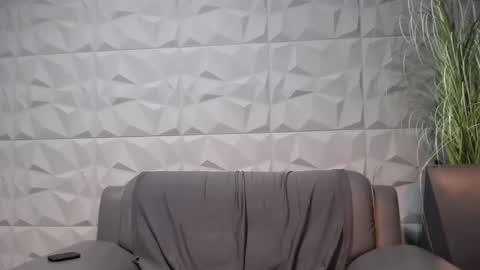 HI My name is Antonio online show from December 13, 11:17 pm