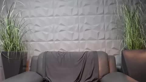 HI My name is Antonio online show from December 18, 12:10 am