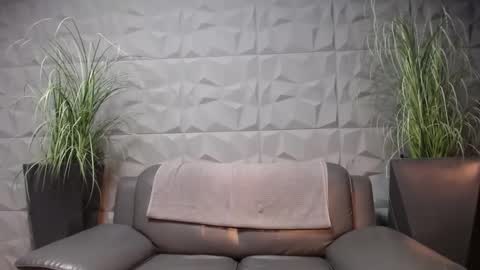 HI My name is Antonio online show from January 4, 7:55 pm