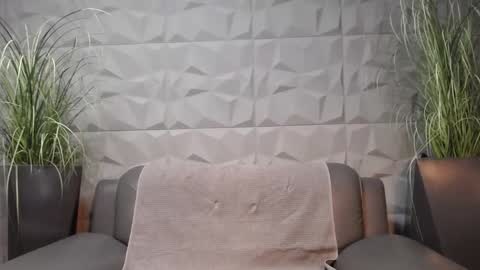 HI My name is Antonio online show from February 2, 9:02 pm