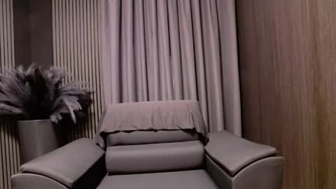 Snapshot of antoniovalentinidiamond chatting on May 3, 6:58 pm HI My name is Antonio online show from May 3, 6:58 pm
