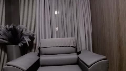 Snapshot of antoniovalentinidiamond chatting on May 6, 6:57 pm HI My name is Antonio online show from May 6, 6:57 pm