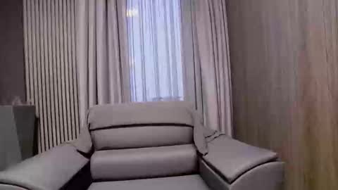 Snapshot of antoniovalentinidiamond chatting on May 26, 6:48 pm HI My name is Antonio online show from May 26, 6:48 pm