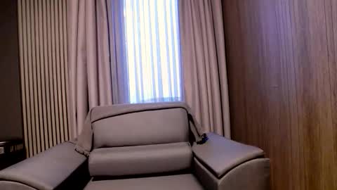 Snapshot of antoniovalentinidiamond chatting on June 3, 6:35 pm HI My name is Antonio online show from June 3, 6:35 pm