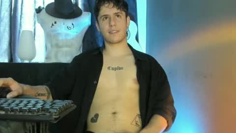 antonnello_ online show from October 11, 5:22 pm