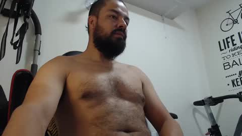 Snapshot of antony_36 chatting on January 7, 12:41 pm antony online show from January 7, 12:41 pm
