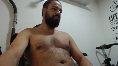 Snapshot of antony_36 chatting on February 13, 9:49 pm antony online show from February 13, 9:49 pm