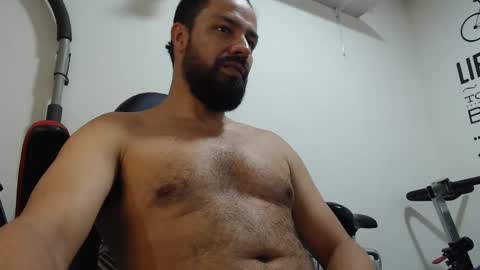 Snapshot of antony_36 chatting on February 27, 9:47 pm antony online show from February 27, 9:47 pm