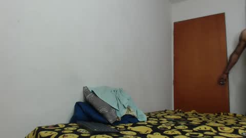 antony_smithh online show from February 13, 8:59 am