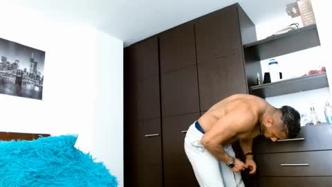 Snapshot of antonydangelo chatting on December 28, 8:47 pm ANTONY D ANGELO online show from December 28, 8:47 pm