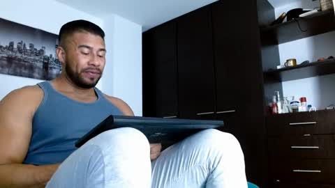 Snapshot of antonydangelo chatting on February 9, 11:46 pm ANTONY D ANGELO online show from February 9, 11:46 pm